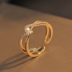 Women’s Pearl & Rhinestone Cross Design Adjustable Ring